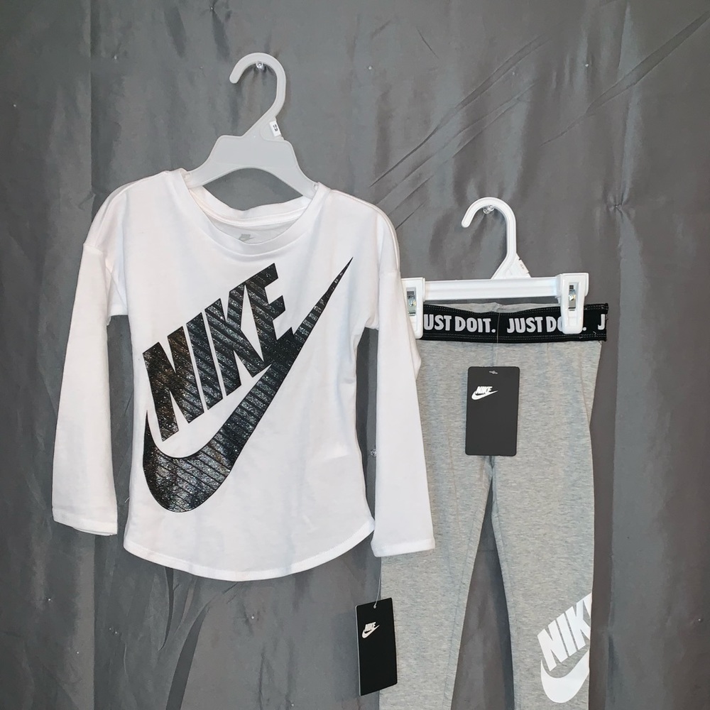Nike toddler girls 3T
